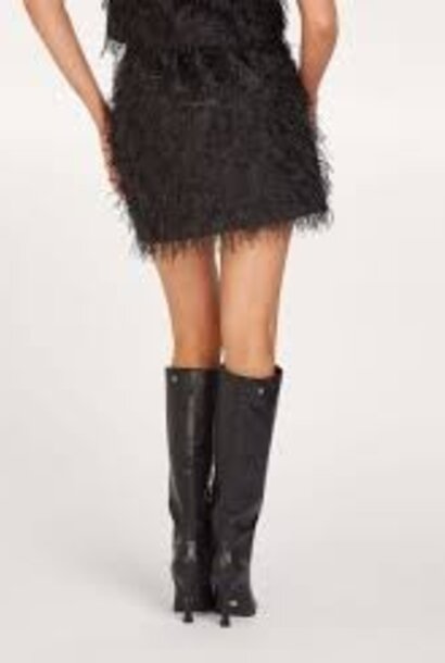 Louka Rok 300 Black