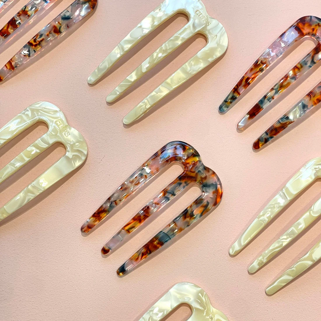 Polly Pin Clip - Multicolor-1