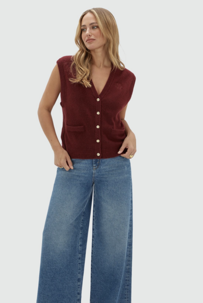 Fox Vest - Burgundy