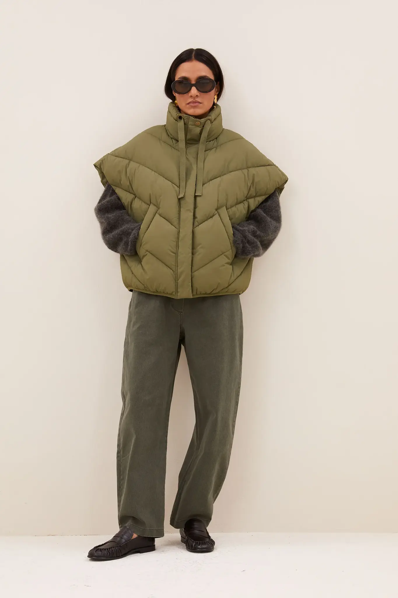 FRANKY Sleeveless Jacket - Olive-4