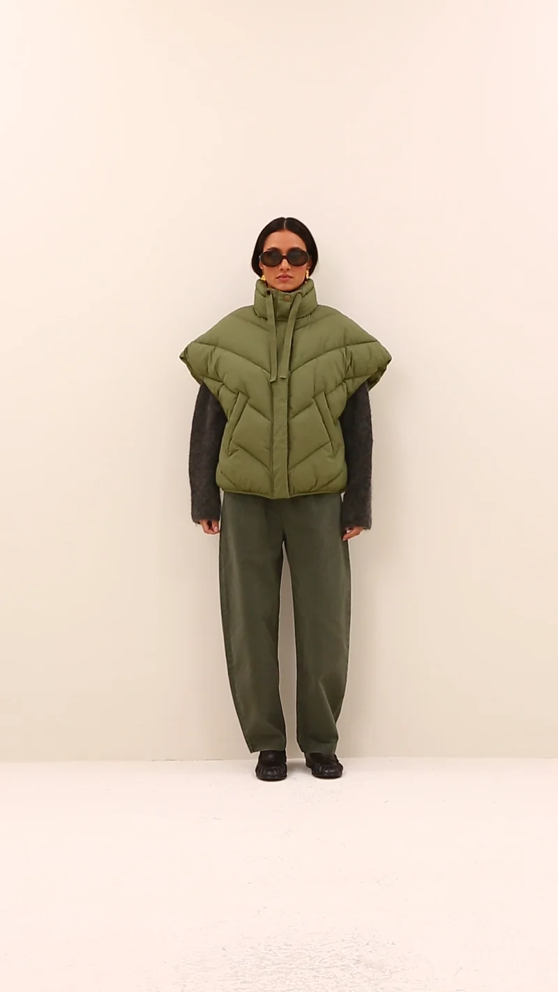 FRANKY Sleeveless Jacket - Olive-5