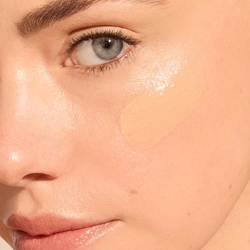 Glow Fixation SPF 30 - Light to Light Medium-2
