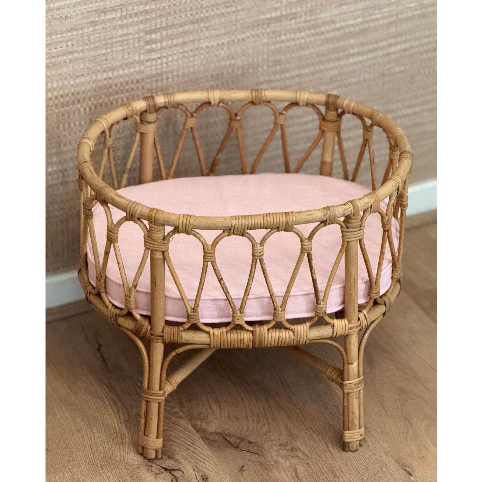 Poppie toys Poppenbed | Rotan | Roze