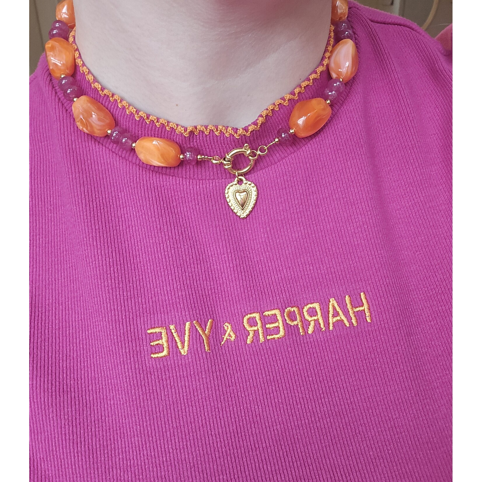 By trendz Ketting met bedel | Hartje | Roze/oranje