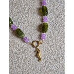 By trendz Ketting met bedel | Zeepaardje| Paars/groen