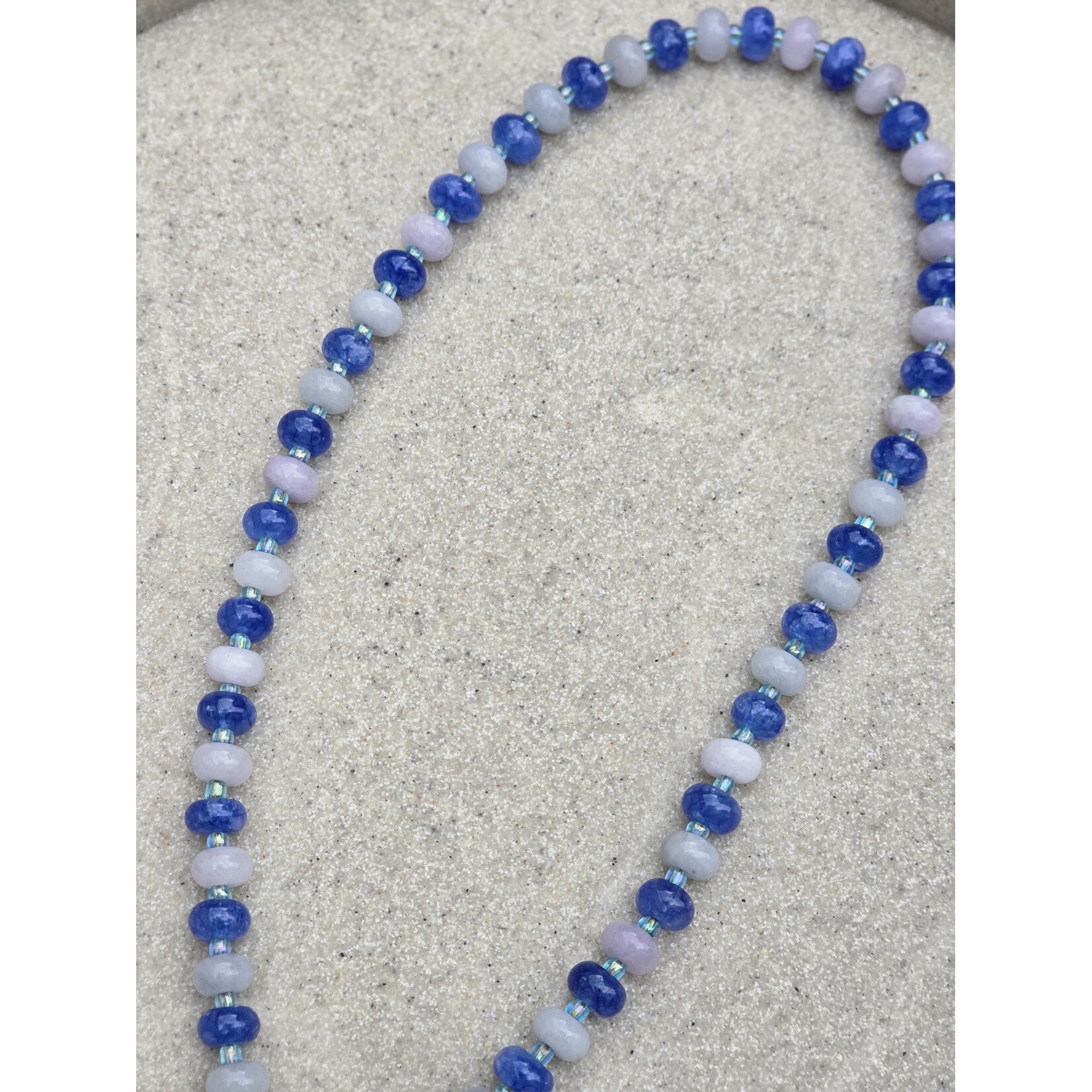 Ketting met bedel | But first croissants