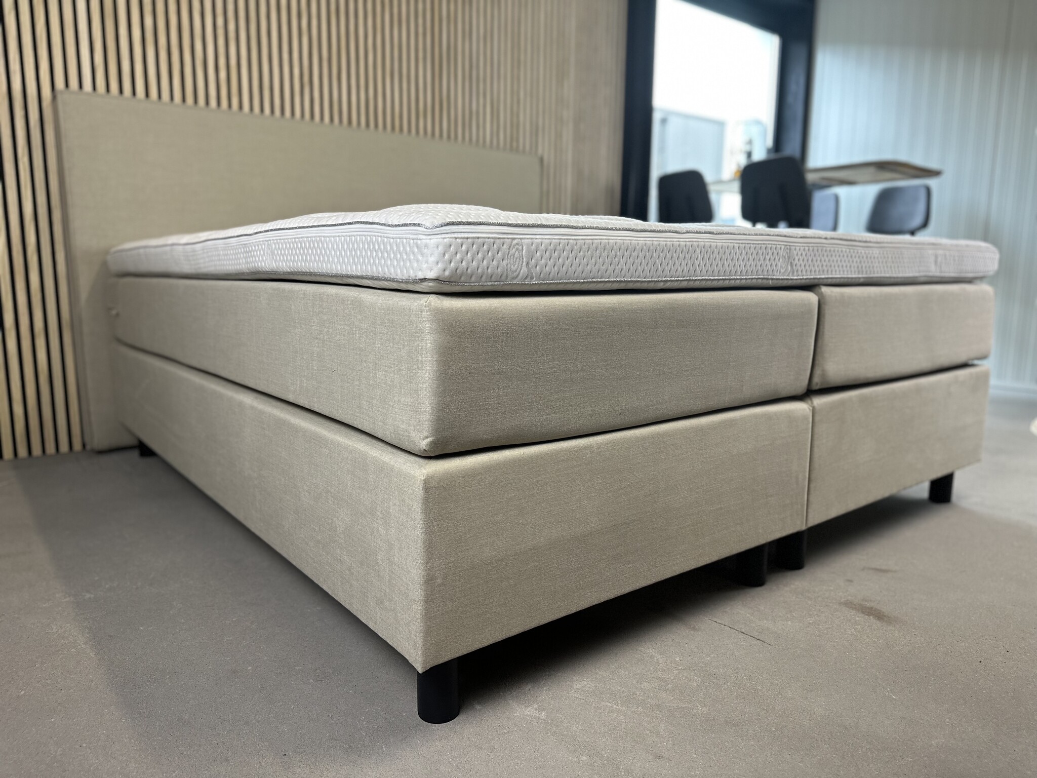 SHOWROOM | Boxspring IBIZA | 180x200 | Beige