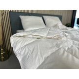 Dekbed 90% eendendons vier seizoenen