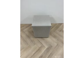 OUTLET | Classic Hocker | Zandkleur