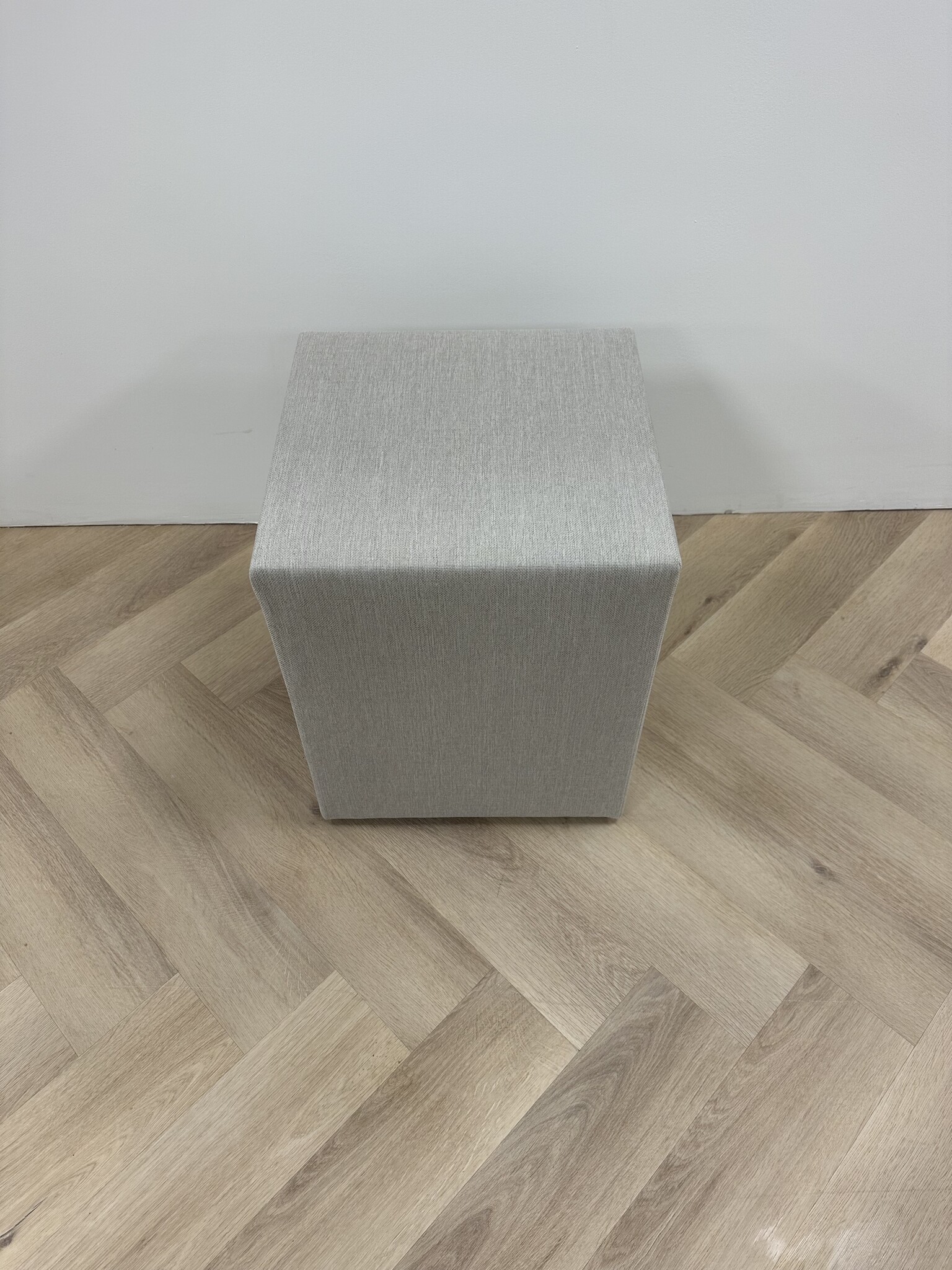 OUTLET | Classic Hocker | Zandkleur