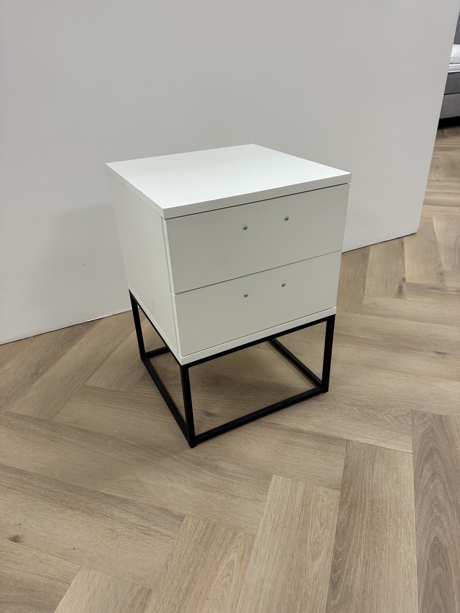 OUTLET | Nachtkast 2 laden | Wit