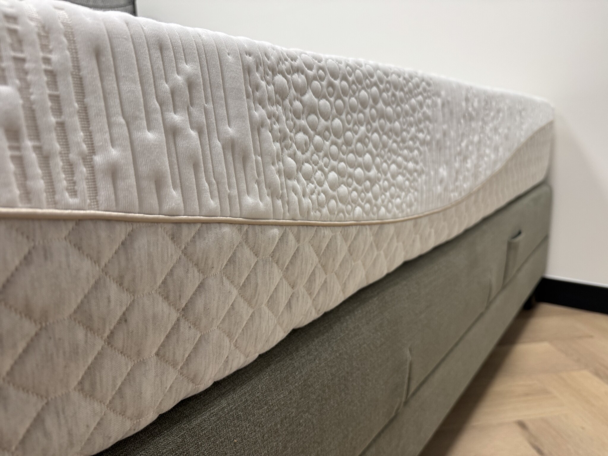 PLATINUM FUSION – Serenity | 24CM