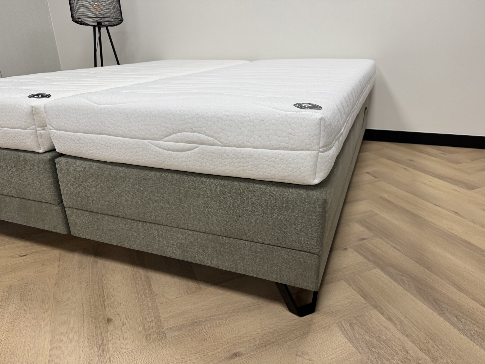 OUTLET | Bronse pocket 2100 - 90 x 200 STEVIG