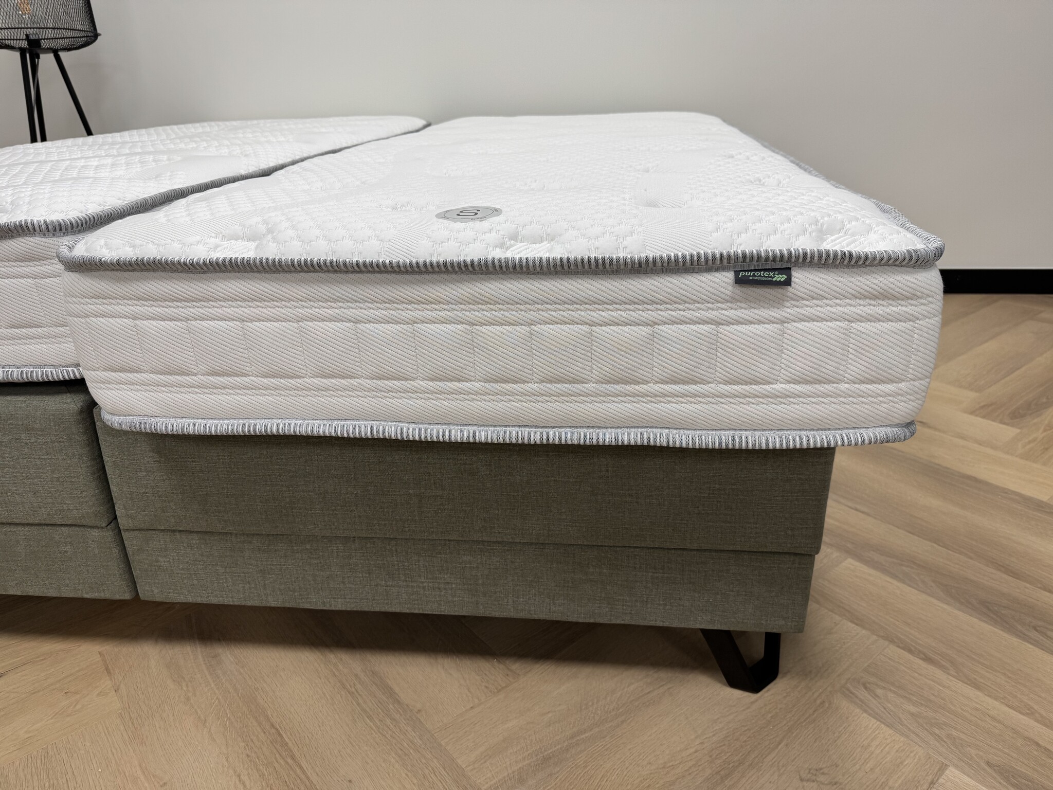 OUTLET | Silver koudschuim 2200 90 x 200 Soepel