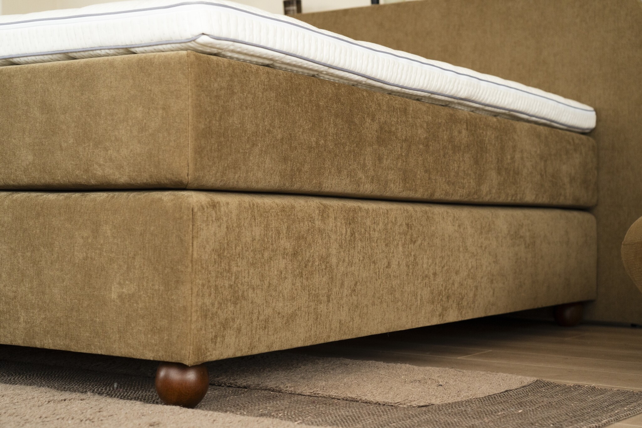 Boxspring Oase - Geveerde onderboxen