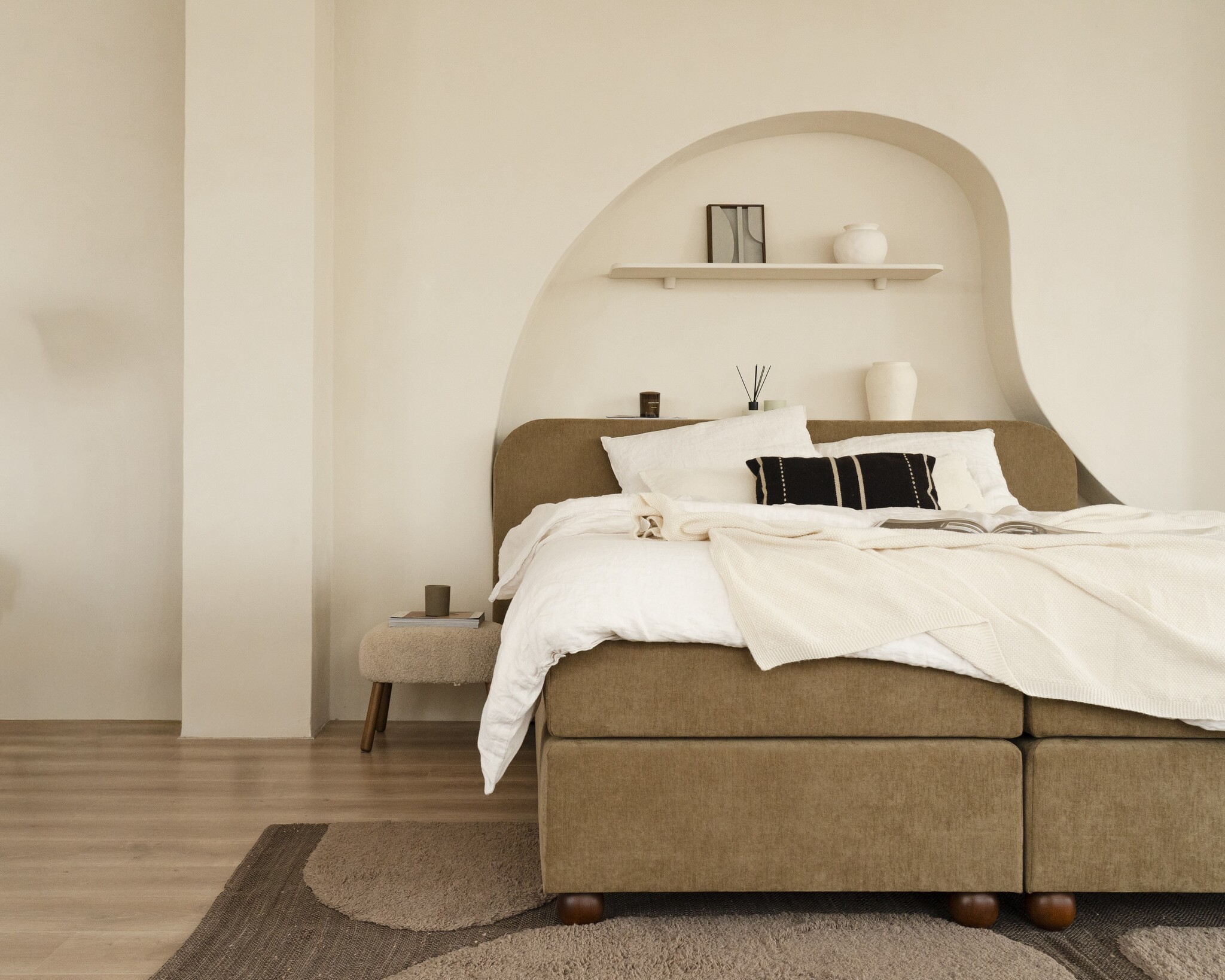 Boxspring Oase - Geveerde onderboxen