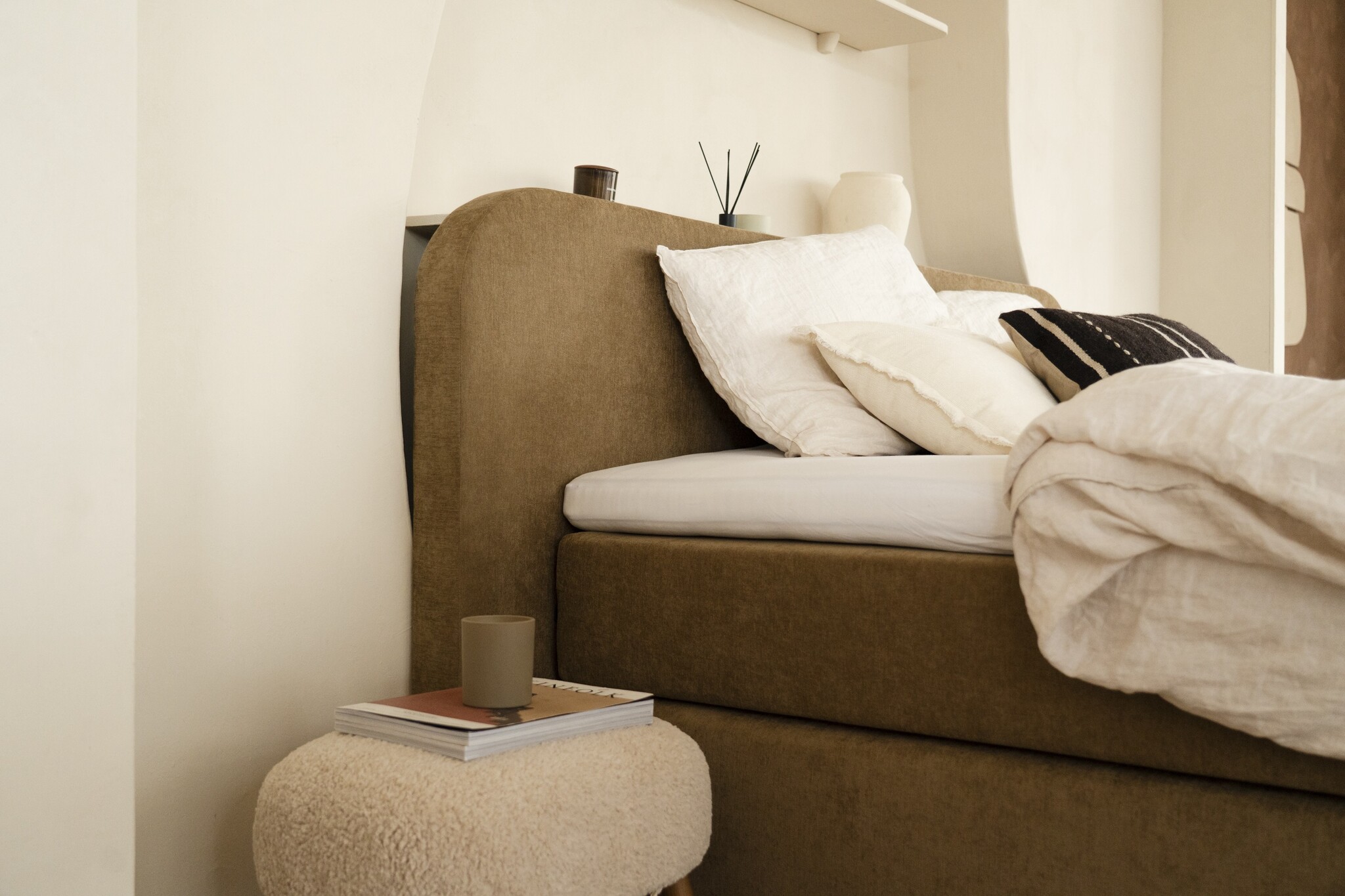 Boxspring Oase - Geveerde onderboxen