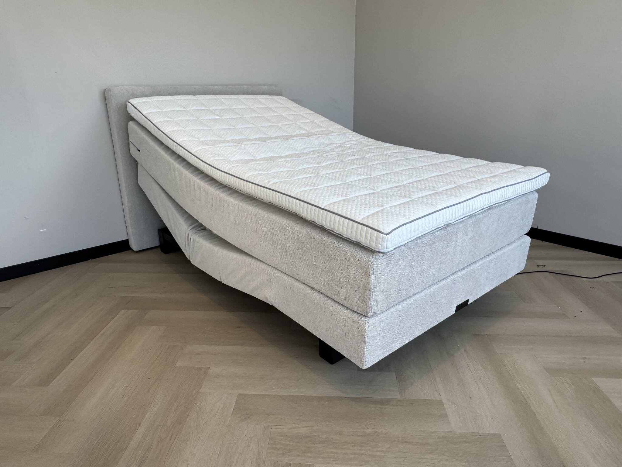 Elektrische senioren boxspring Dahlia