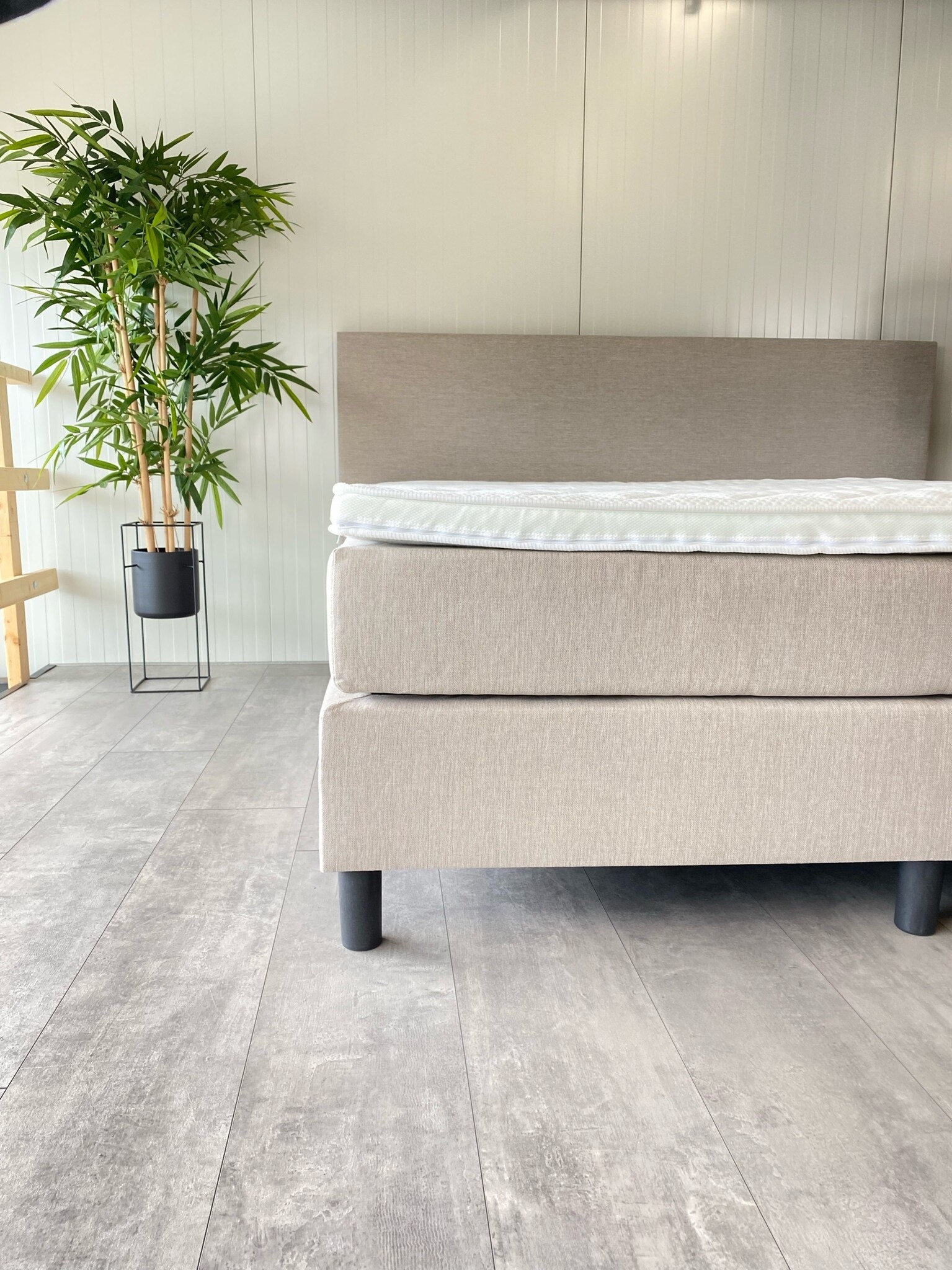 OUTLET | Classic 500 180 x 220 zandkleur | Geveerde onderboxen