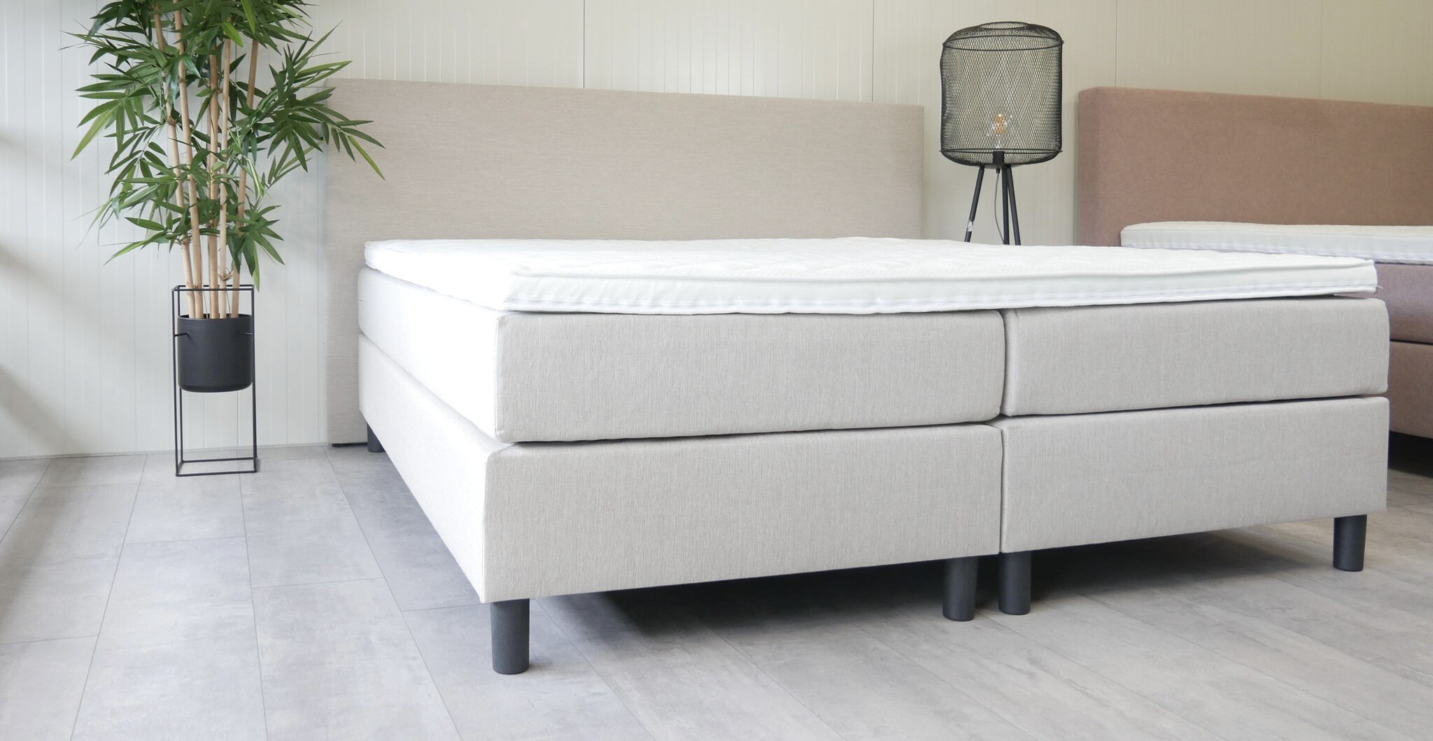 OUTLET | Classic 500 180 x 220 zandkleur | Geveerde onderboxen
