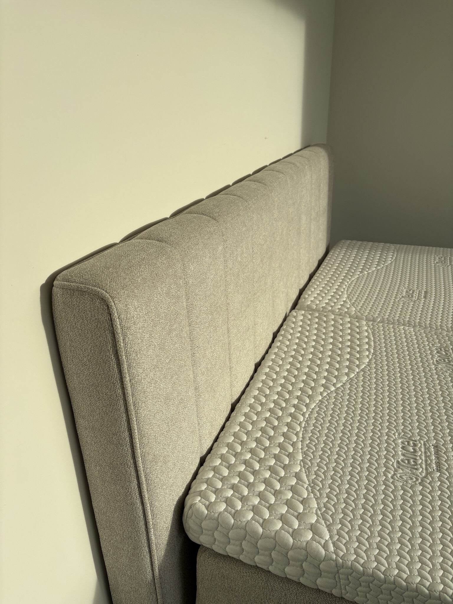 Boxspring Idaho - Geveerde onderboxen