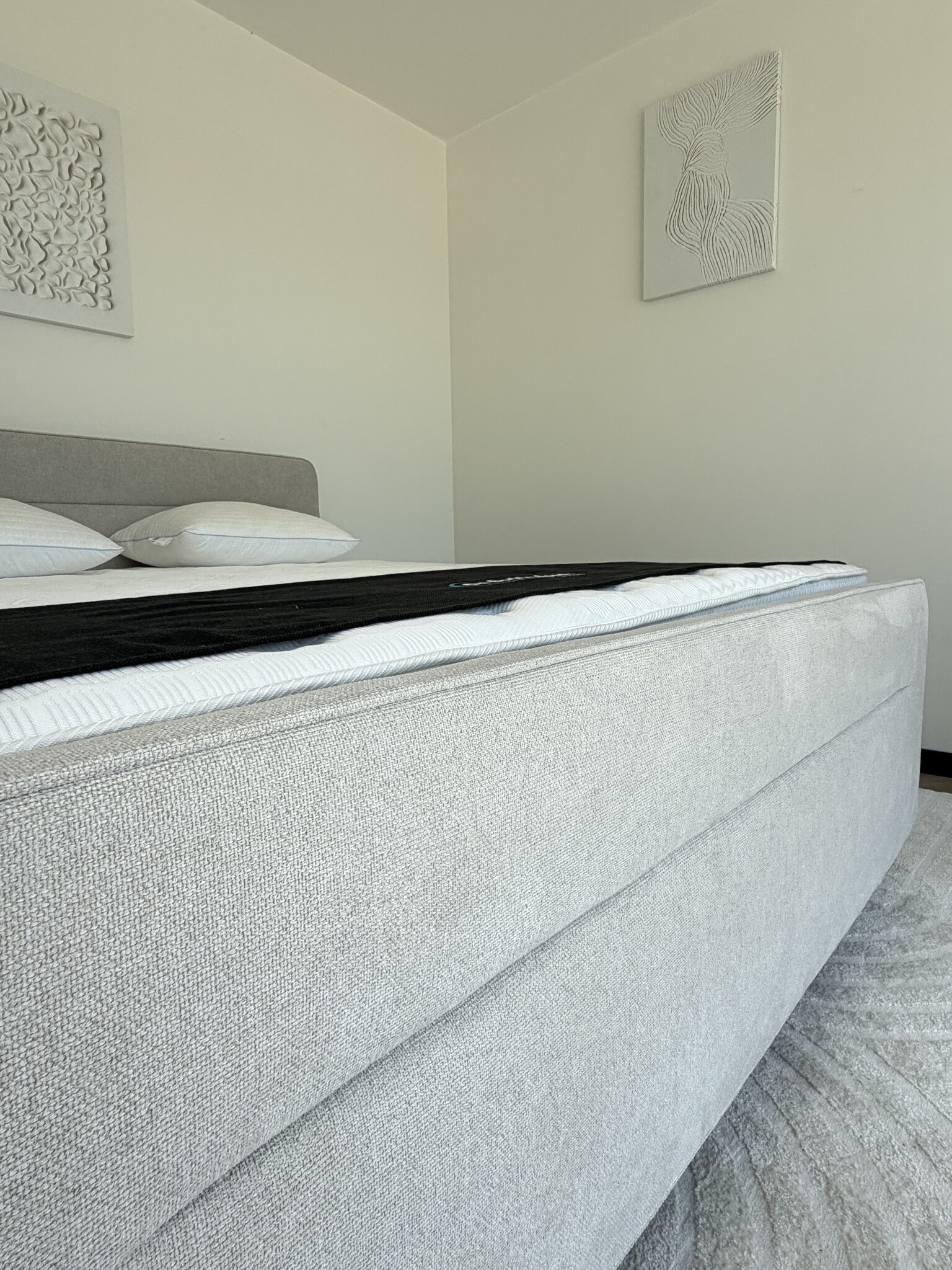 Boxspring Cyber - Meeverende Onderboxen