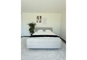 Boxspring Cyber