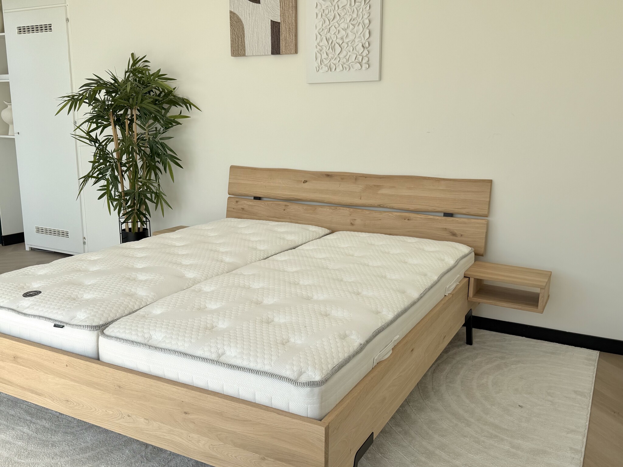 Eikenhout bed Rough