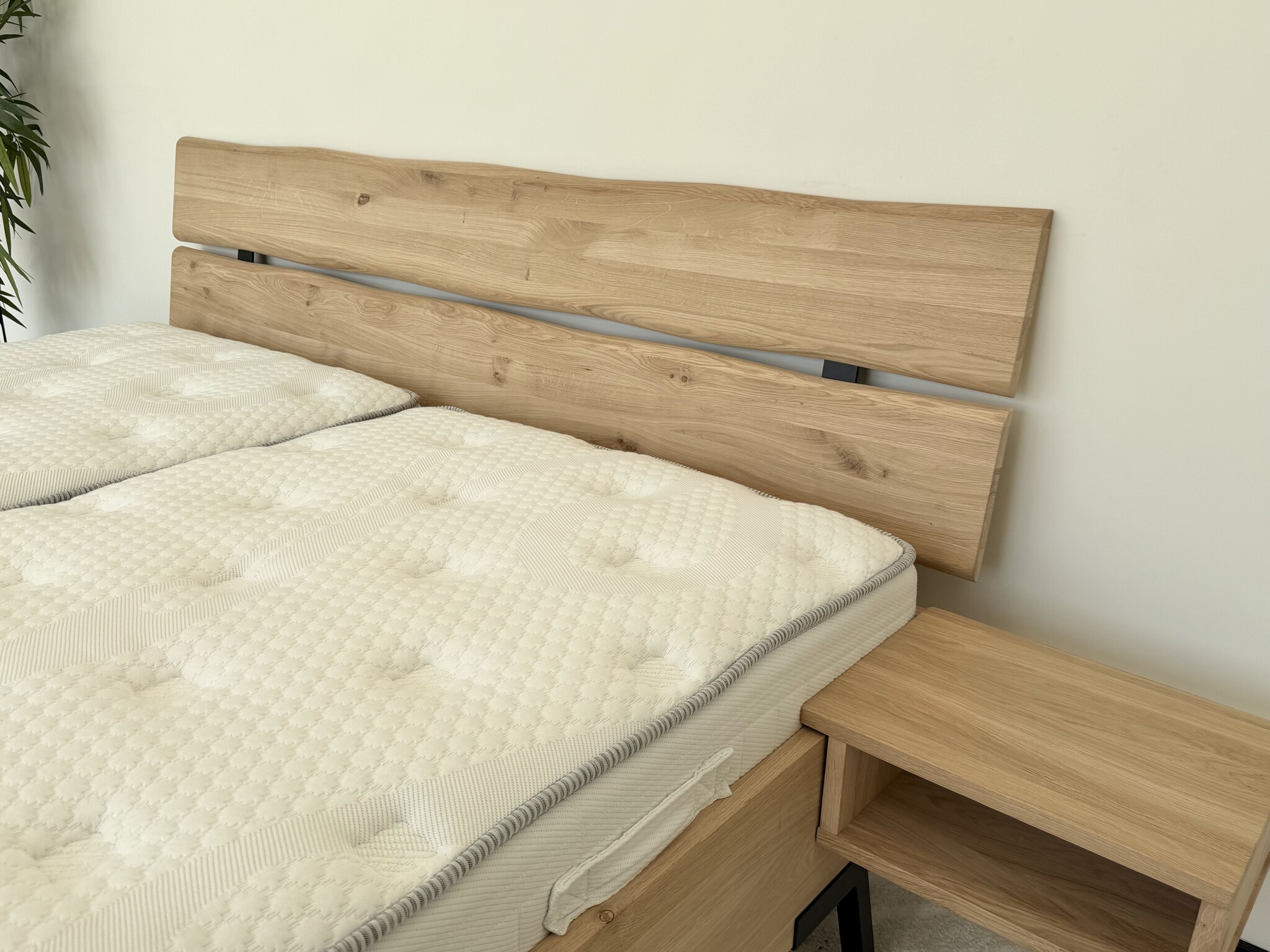 Eikenhout bed Rough