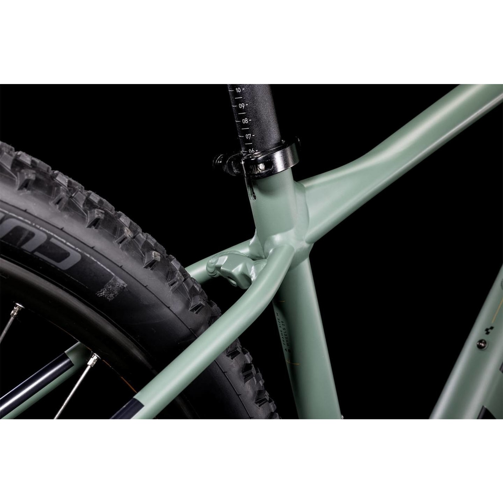 Bicicleta cube aim pro 2021 hot sale