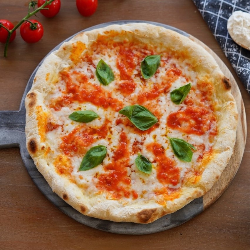 Pre-cooked frozen Pizza Margherita 28 cm (Veg.) - Chef's Play