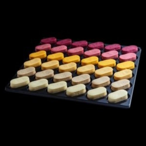 LA ROSE NOIRE Assorted Les Chees Éclair (36pcs/tray - 2trays/carton) LA ROSE NOIRE Assorted Les Chees Éclair (36pcs/tray - 2trays/carton)