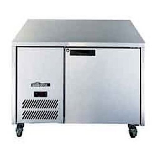 HE1U - 2/1 GN Single Door Undercounter Refrigerator (USED) HE1U - 2/1 GN Single Door Undercounter Refrigerator (USED)