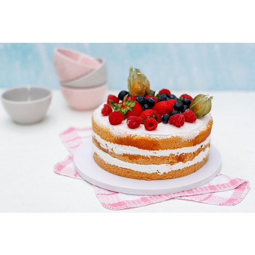 Vanilla Fruit Cake 8 Inches (good for 8 persons)