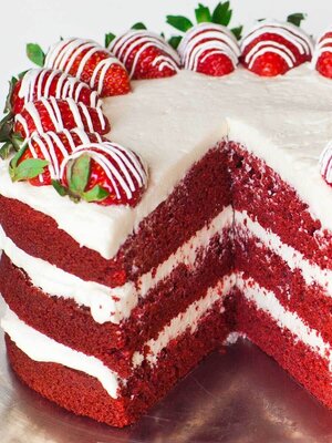 AMF Red Velvet Cake 2 KG