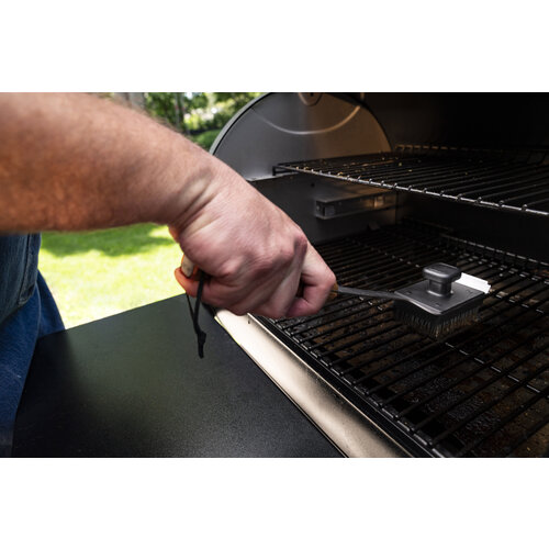 TRAEGER BAC537 - Traeger BBQ Cleaning Brush