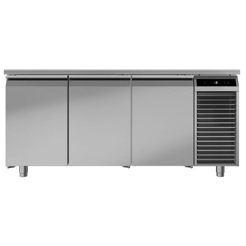 LIEBHERR FFTSvg 7531 T01-Three door under counter s/steel Freezer - 180x70x85 cm LIEBHERR FFTSvg 7531 T01-Three door under counter s/steel Freezer - 180x70x85 cm