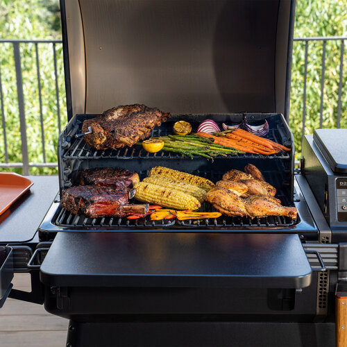 TRAEGER TFB61RLGG - Traeger Ironwood 616 Wood Pellet Grill