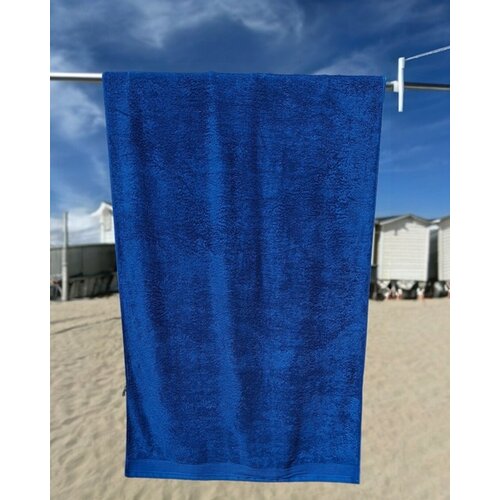 Donkerblauw strandlaken Donkerblauw strandlaken