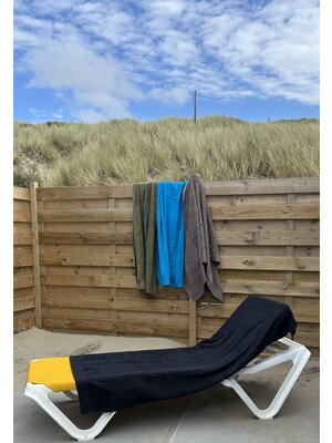 Zwart strandlaken