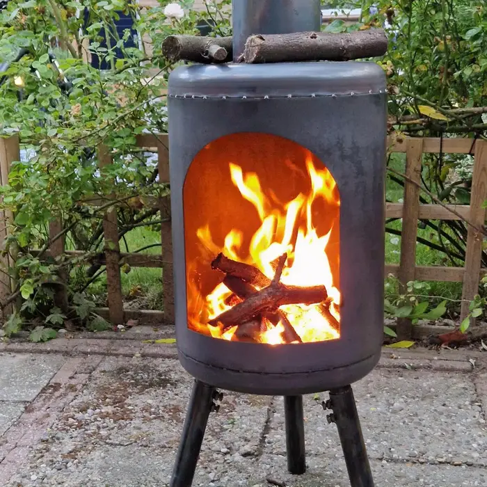 Esschert Design Esschert Design - Terrassenofen rund - Feuerstelle - Stahl - Schwarz