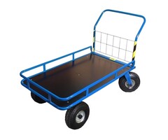 Power Tower Chariot à plate-forme Power Tower XL 1470 mm avec de larges pneus et une crémaillère universelle.