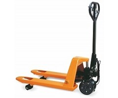 Pallettruck voor gebruik in o.a. bestelwagen voorzien van speciale korte vorken.