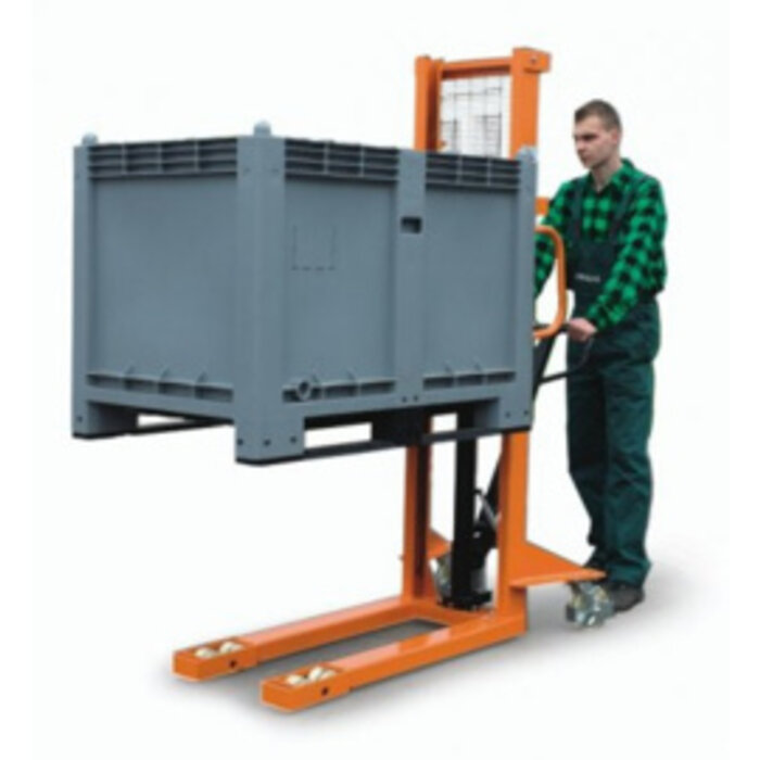 Stapler manuell bedient bis 1600 mm Hubhöhe und 660 kg (max 1000 kg)