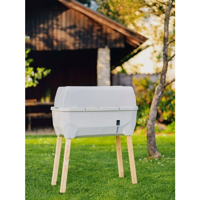 Gusta Garden Gusta Garden Sammy Salatgewächshaus mit Wassertank und Deckel, Grau