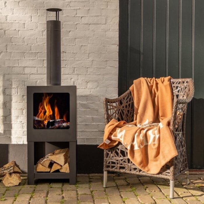 Esschert Design Esschert Design - Poêle d&#039;extérieur avec rangement pour le bois noir - Cheminée - Acier - Noir