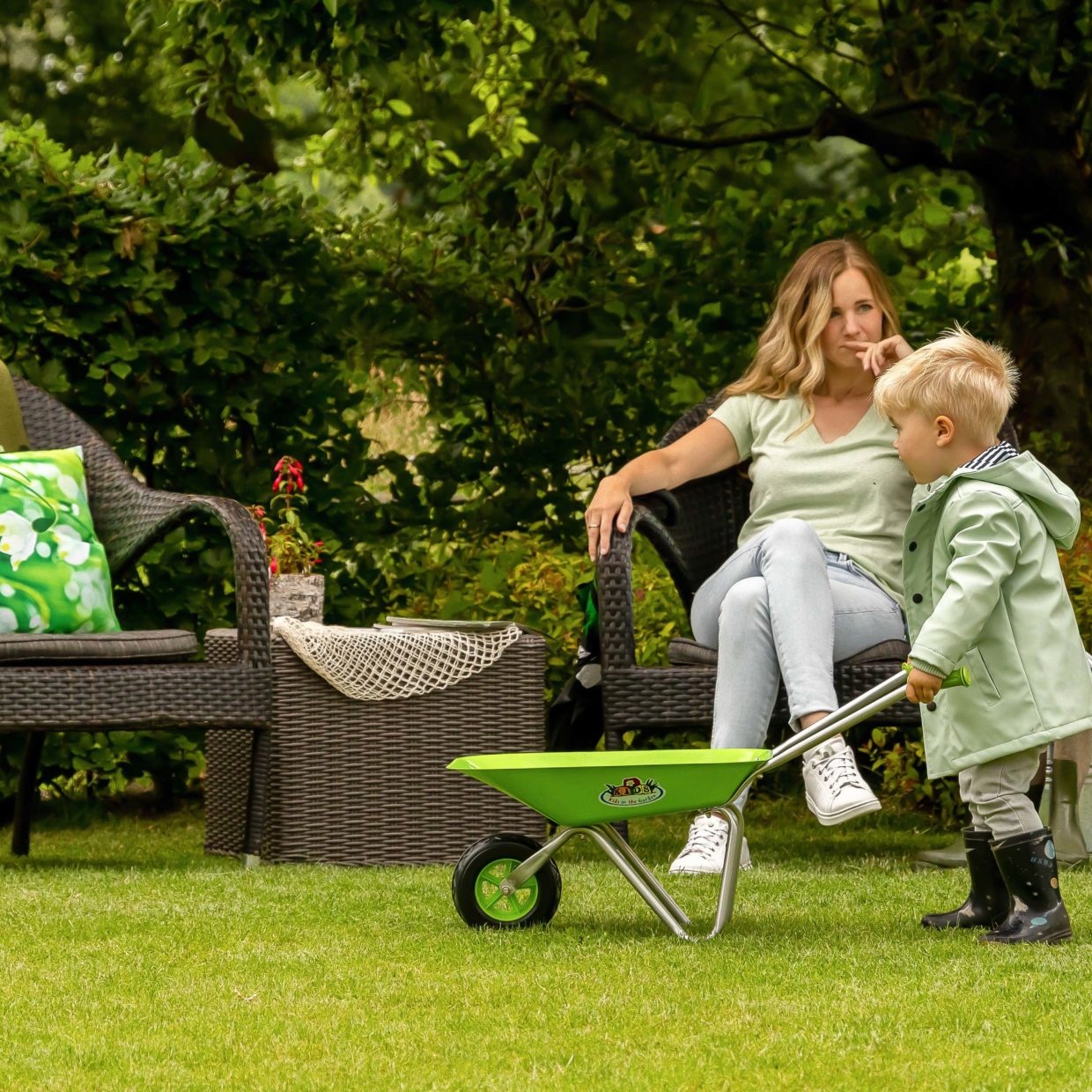 Brouette enfant Verte - Poubelle en métal - 6,5 L - 3 ans et plus