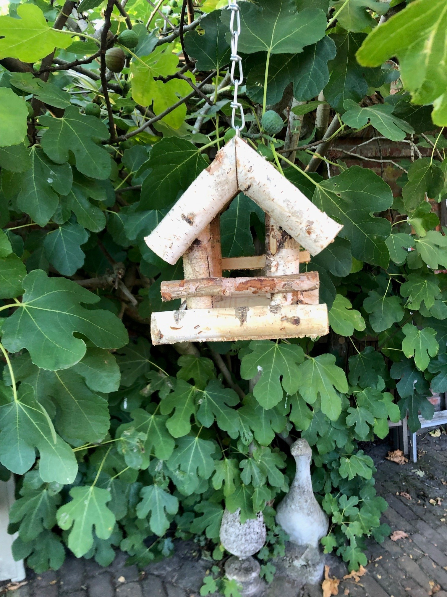Dutchlander Bird Feeder - hängend - Birke mit Strohdach 19 x 19 x 22 cm