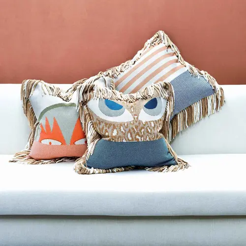 JPDEMEYER&CO Faces VV