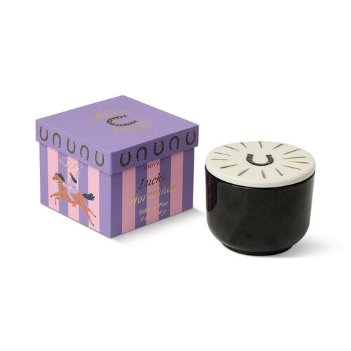HOF House of Furniture Charmed 8oz/226g Black Glass Candle with Horseshoe Lid - Tabac & Pine HOF House of Furniture Charmed 8oz/226g Black Glass Candle with Horseshoe Lid - Tabac & Pine